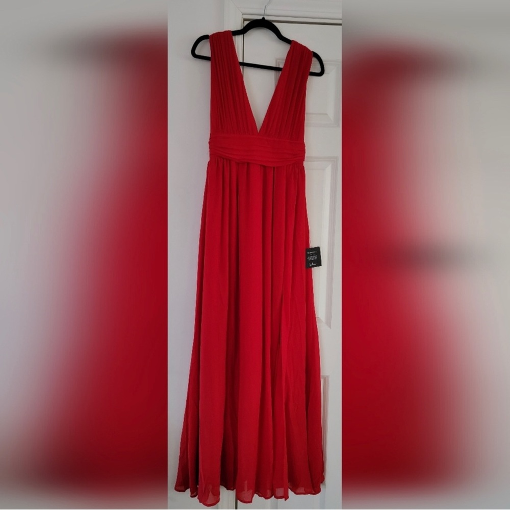 Lulu’s Red Dress